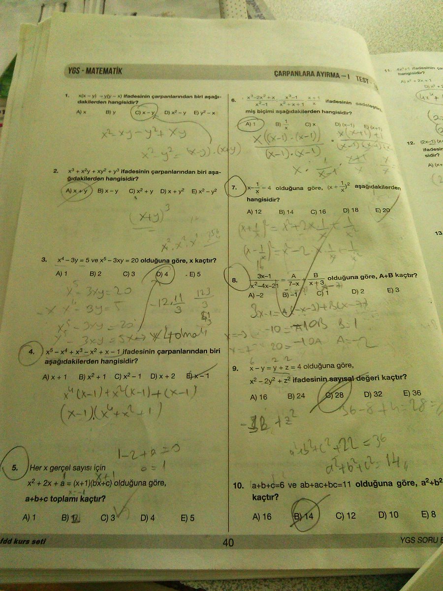 Yollarına serdim sarı çiçek, 
Gel beraber soru çözek...