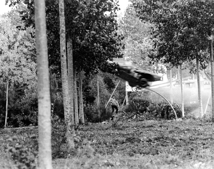 Behind-the-scenes photos of the Delaney and Aurac crashes. No #Porsche917 or #Ferrari512 was harmed though thankfully! #LeMans #RacingIsLife