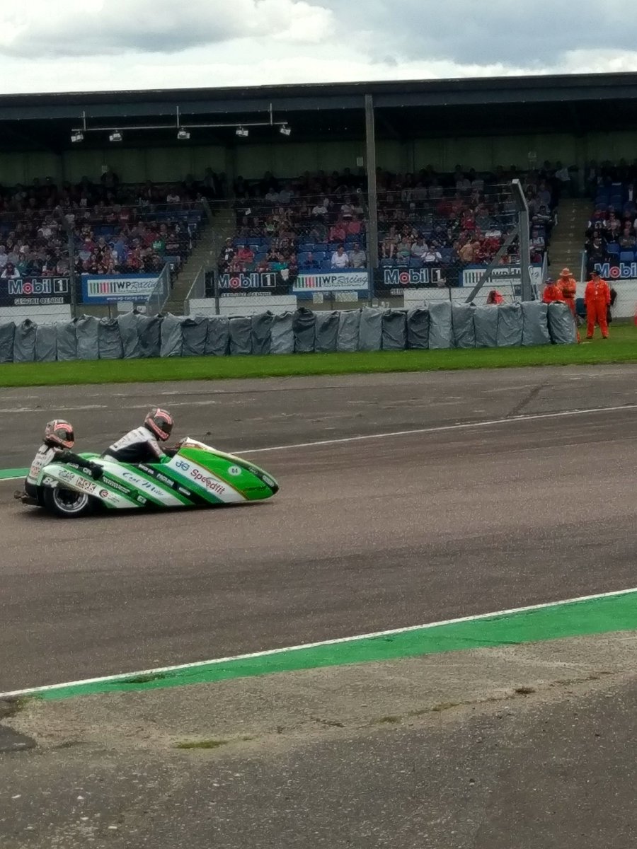 <a href="/teamrickyryan/">Ricky and Ryan</a> @JGSpeedfitKawa <a href="/team6t9/">Team 6t9</a> #ThruxtonBSB 🏁