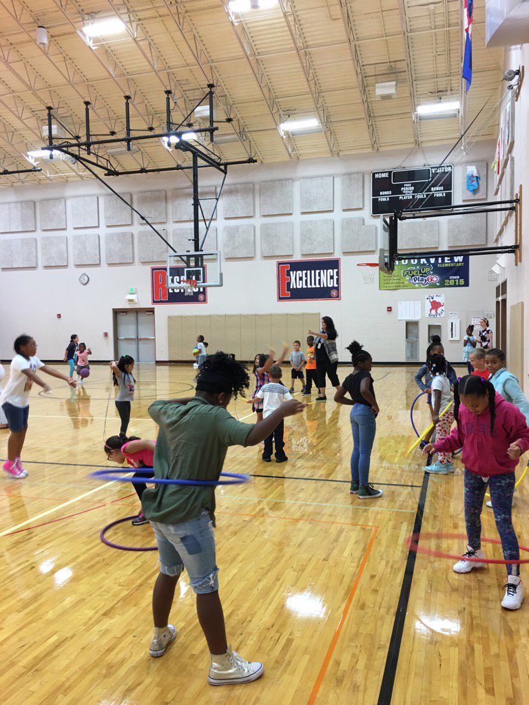 gamechangr22's tweet photo. @BV_Bulldogs Students enjoying their 1st CORE-Tastic Celebration!!  Let's keep it going!! https://t.co/sn1rgCQ2DL