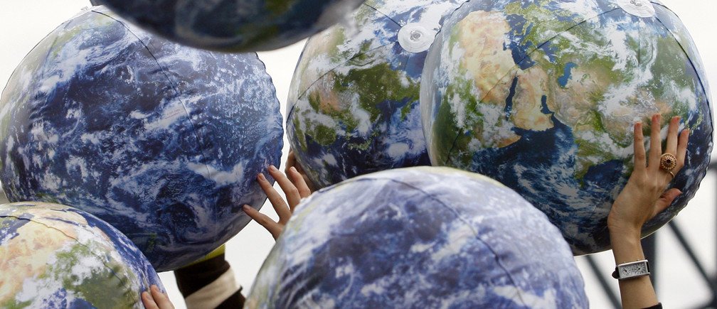 #messengers and #bots world in your hands - mailchi.mp/58f9dcfc111c/5…
This weeks who to follow: <a href="/nathantross/">Nathan Ross</a>