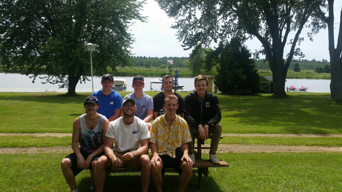 val22pal's tweet photo. @wmu_ski here are the boyz of summer! https://t.co/nxjvklQMPd