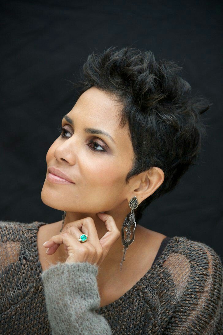 Happy Birthday, Halle Berry, born August 14th, 1966, in Cleveland, Ohio. 