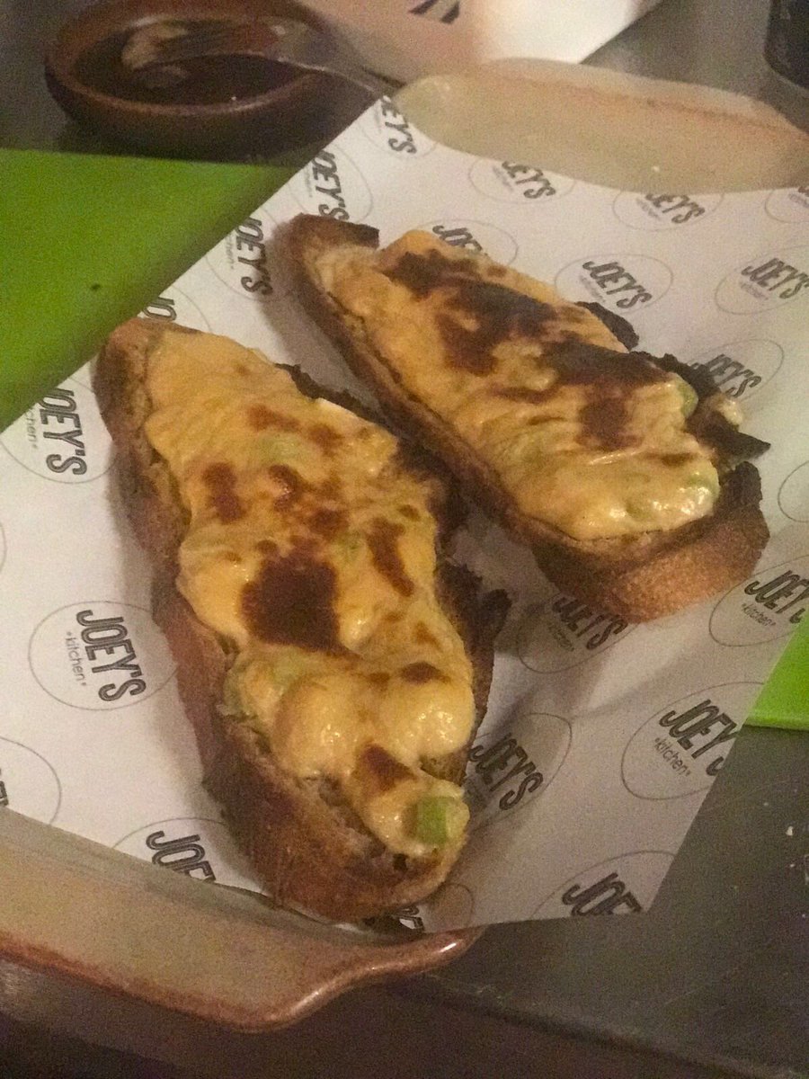 hauntlocal's tweet photo. Tomorrow we welcome back @joeyskitchenLDN to your local Haunt 🙌🏽 

Last Week their amazing vegan cheese toasties SOLD OUT 😳!

#JoinUs https://t.co/JP8IgqwTex