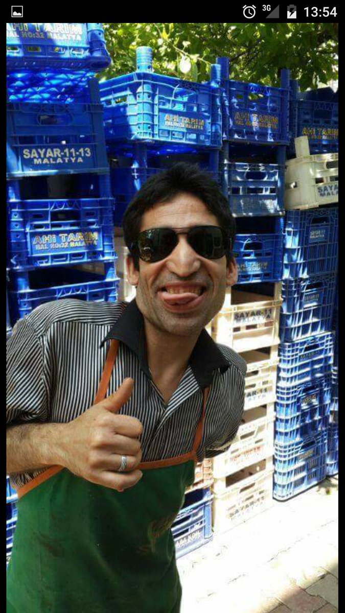 Akıl hastanesinde yer kalmayınca bütün deliler Instagram çatısı altında toplandı.Ben hariç bi bakiyim demiştim.