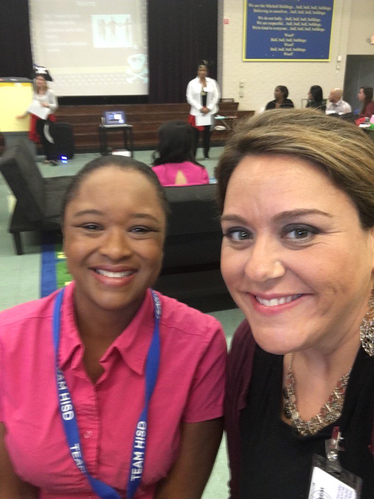 tickinggrass's tweet photo. Welcome to the team, Ms. Batiste! It's going to be a great year! @Mitchell_Elem #TLAP_JCM https://t.co/tlH9pIom5C