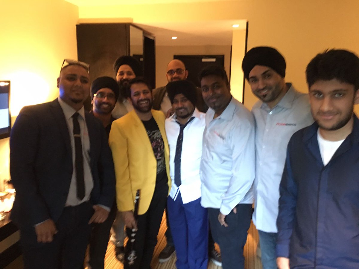 What a crazy weekend of live gigs. <a href="/InstrumentalHar/">InstrumentalHarmonie</a>  <a href="/Scope_Events/">Scope Events</a> <a href="/BhangraAllStars/">Bhangra All Stars</a> <a href="/LehmberH/">Lehmber Hussainpuri</a> <a href="/manakemusic/">Manak-E</a> <a href="/harjitharman/">Harjit Harman</a>