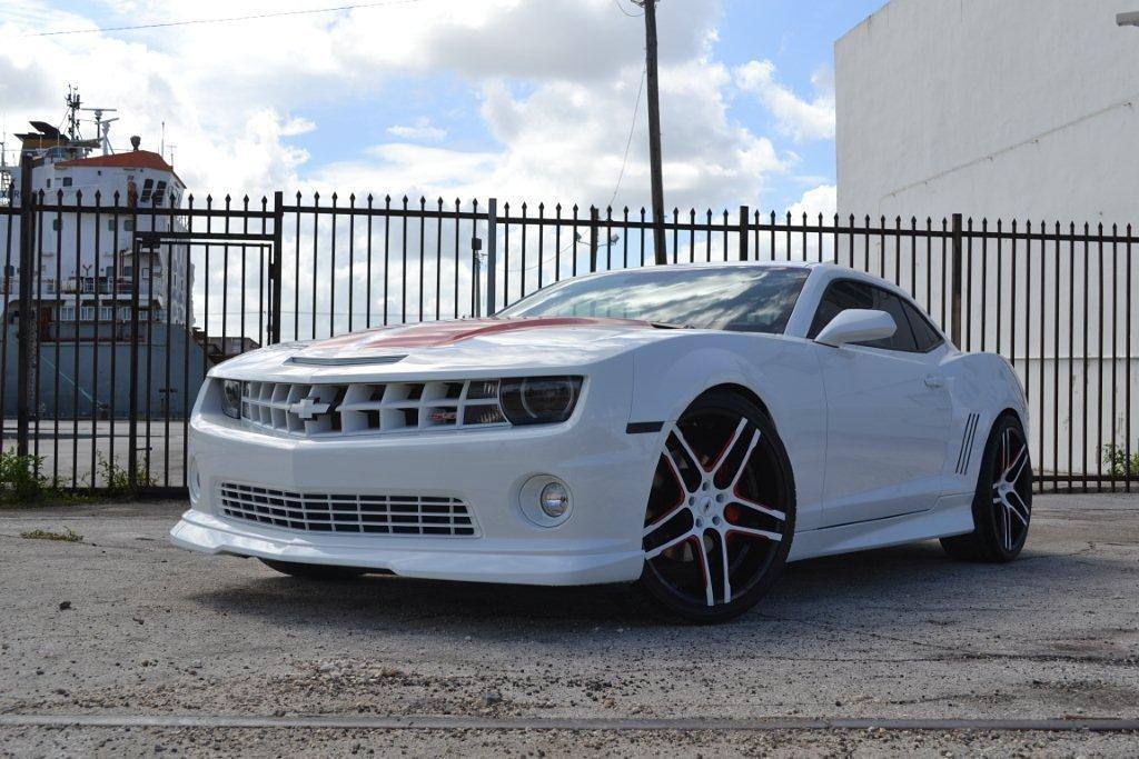 ruff_wheels's tweet photo. Pretty and Aggressive #Chevy #RUFFWheels #RUFF https://t.co/I5CCIsqbHN https://t.co/gLdIQSv2Tx
