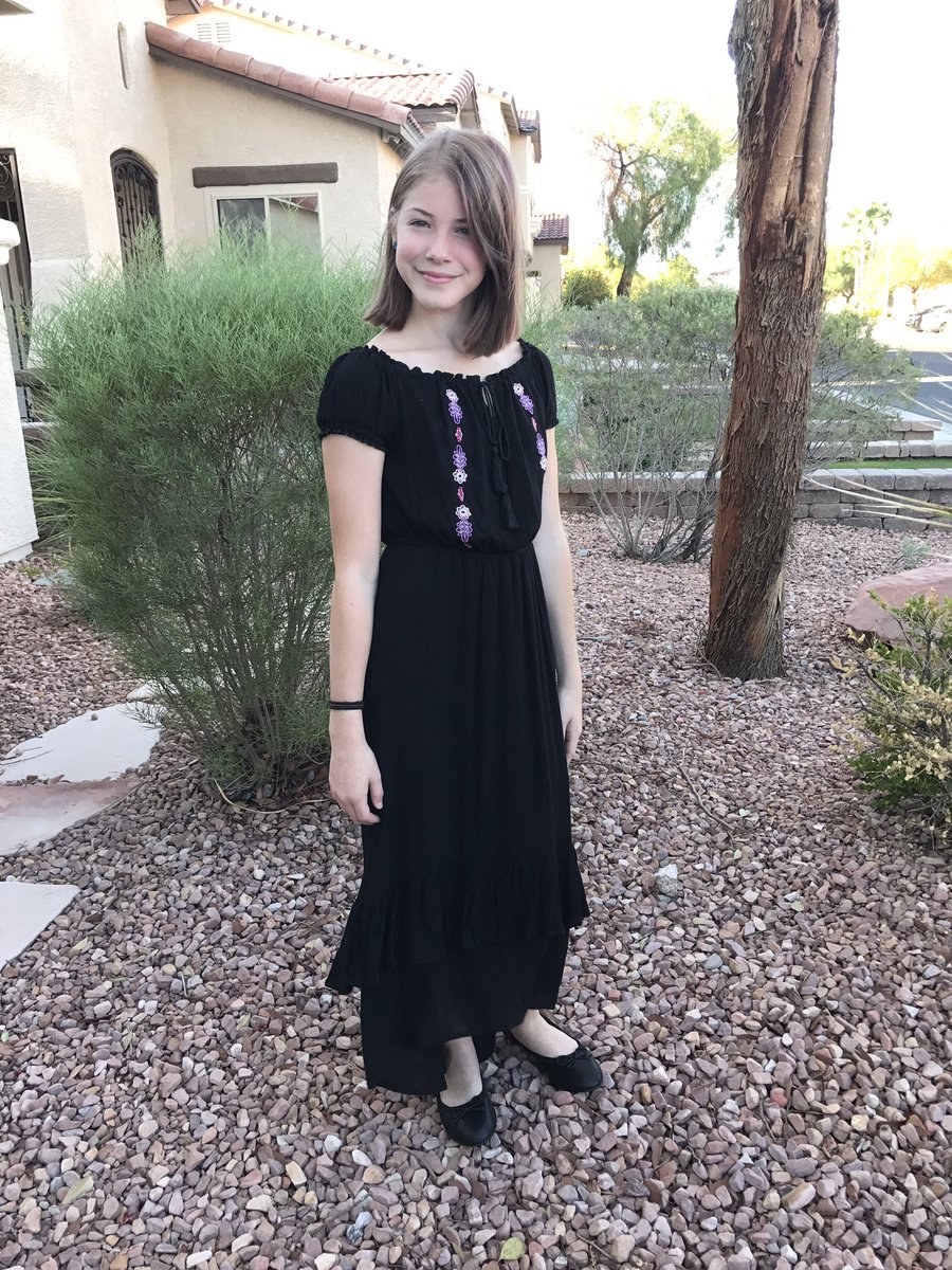 Heather_Curry's tweet photo. Ready or not 7th grade ... @GreenspunJr #FirstDayofSchool #FirstDayLook https://t.co/Ys75nxlXxI