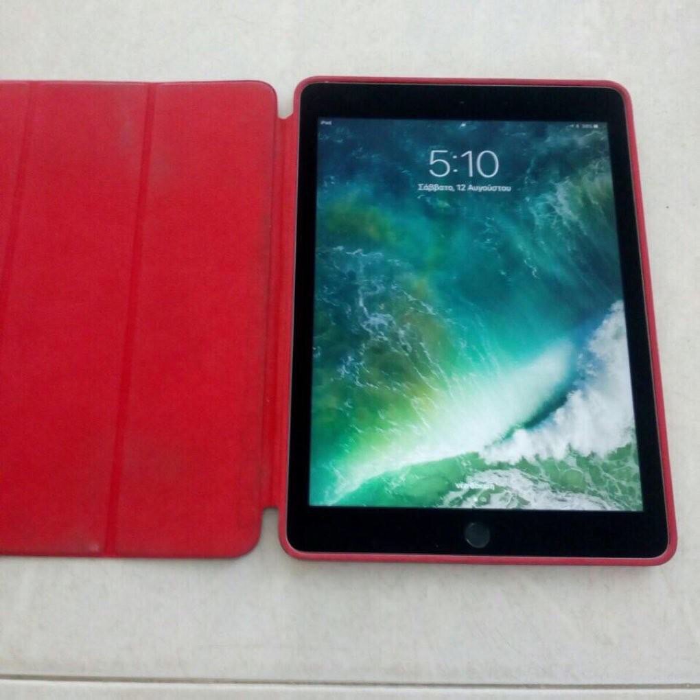 pouliseto's tweet photo. iPad Air 2 16GB Wifi &amp; Apple Smart Case Δερμάτινο - 340€ https://t.co/IM5EPhcTzM
.
#pouliseto #apple #ipad2 #ipad2air https://t.co/Njyiq2gMSs
