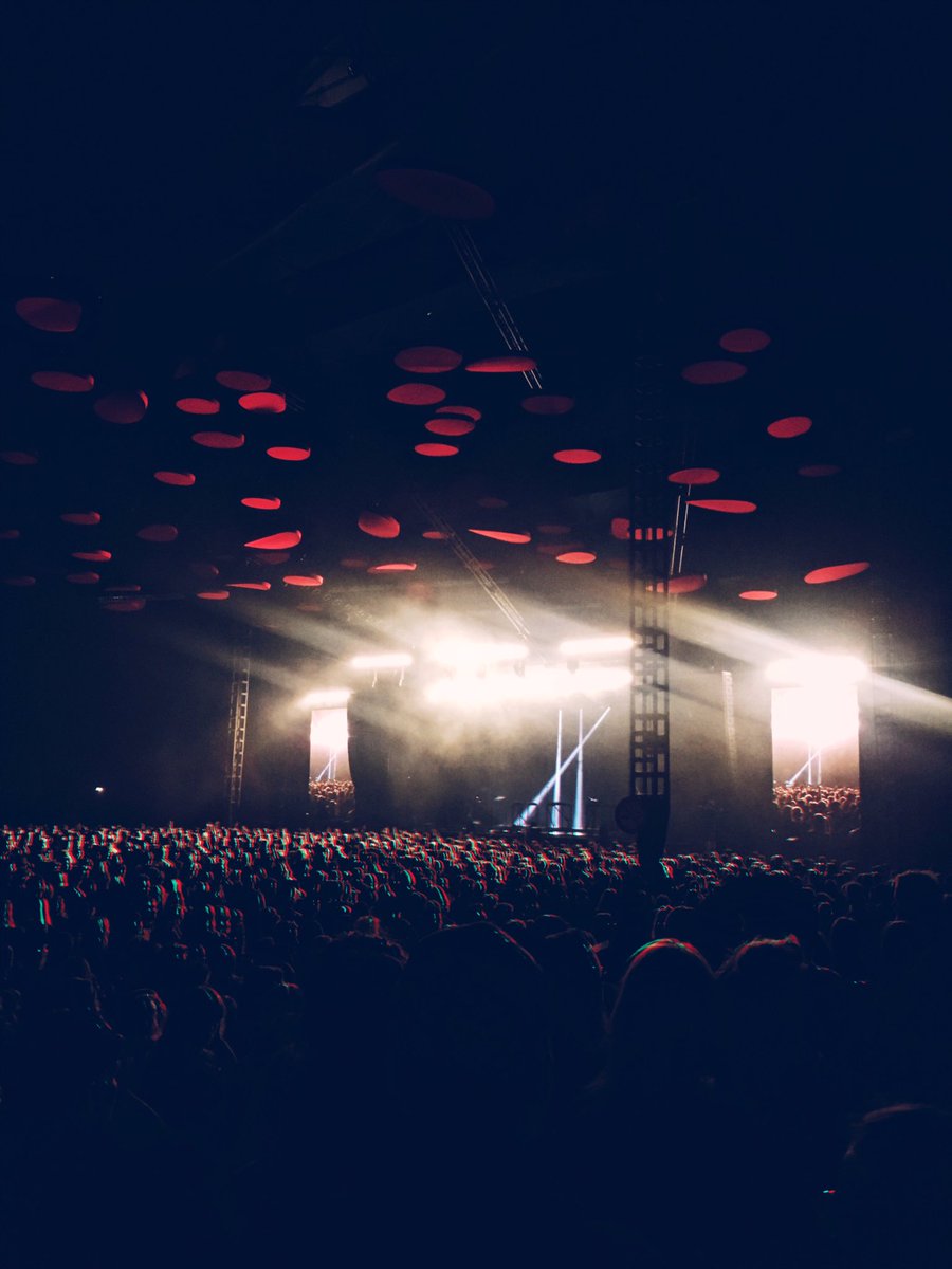 JASON_FI's tweet photo. few snaps from @flowfestival day 3 (part 2). ✨🎼💯
more in instagram: https://t.co/cTmfOmOeO3
#flow2017 #flowfestival #flowfestival2017 https://t.co/yq9u6InolZ