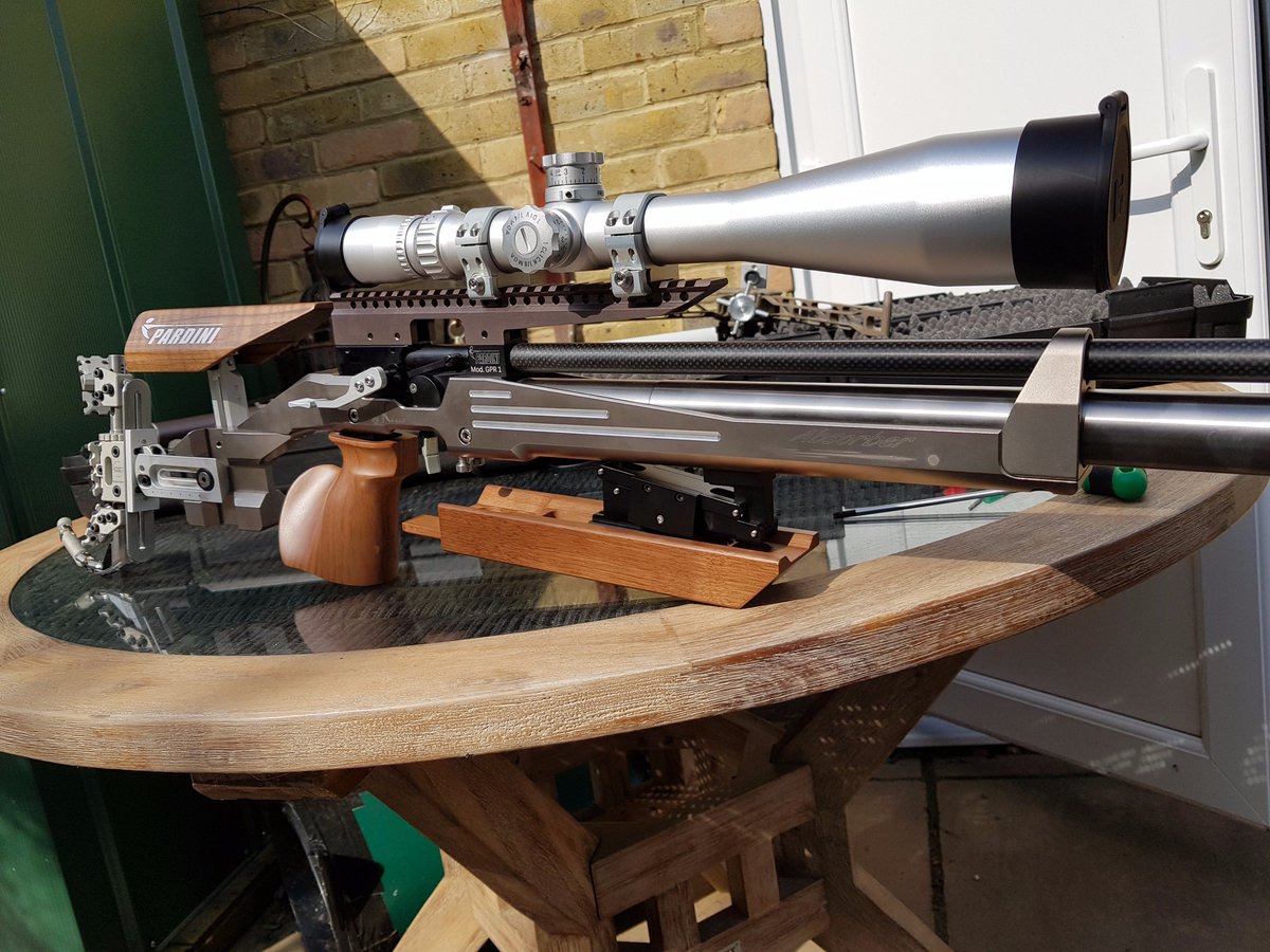 pimpmyairgun's tweet photo. A Jon Harris (UK) power conversion #Pardini #PardiniGPR1 #AirRifle #FieldTarget #DeonMarch #MarchOptics #MarchScopesEurope #Titanium 😘😍😁👍 https://t.co/lZZjOzuurT