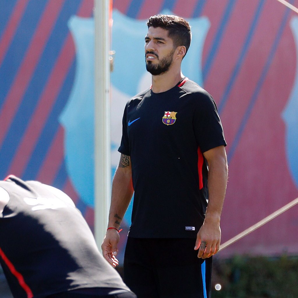 LuisSuarez9's tweet image. Siempre fuerte, positivo y mirando al futuro 💪💪💪

Always strong, positive and looking forward to the future 💪💪💪