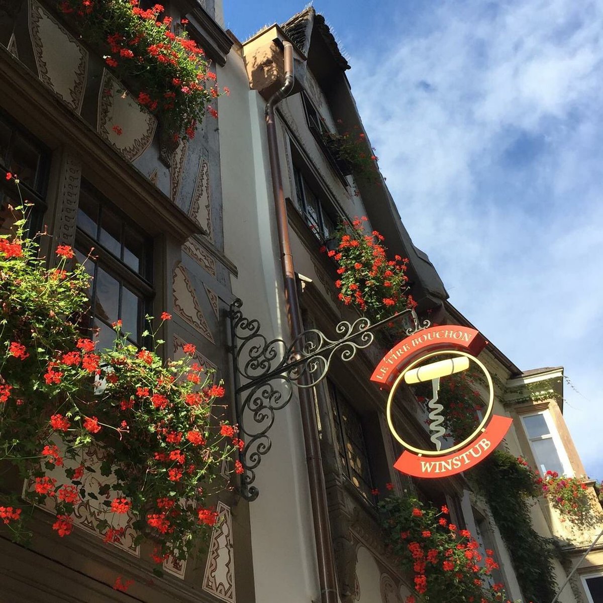 OFFRE D'EMPLOI - CHEF DE RANG h/f (Candidature : rh@cmcollection.fr) #TireBouchon #Alsace #Strasbourg #Emploi #Restauration