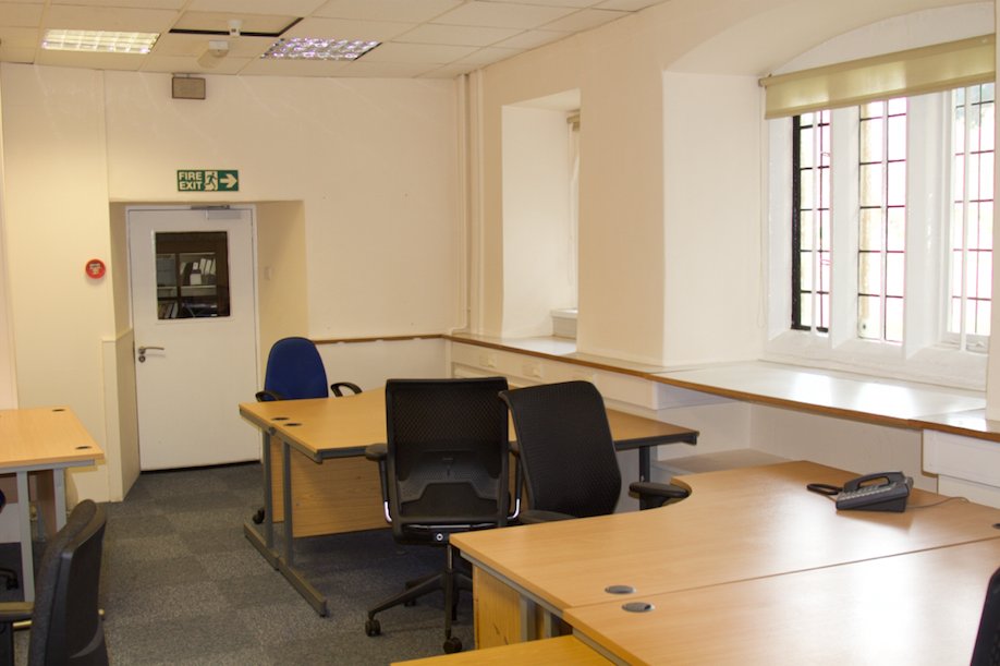AbbeyManorBC's tweet photo. N2 is available now with it's own entrance and easy access to the conference facilities and reception. #yeovil https://t.co/qenjMAmwh8