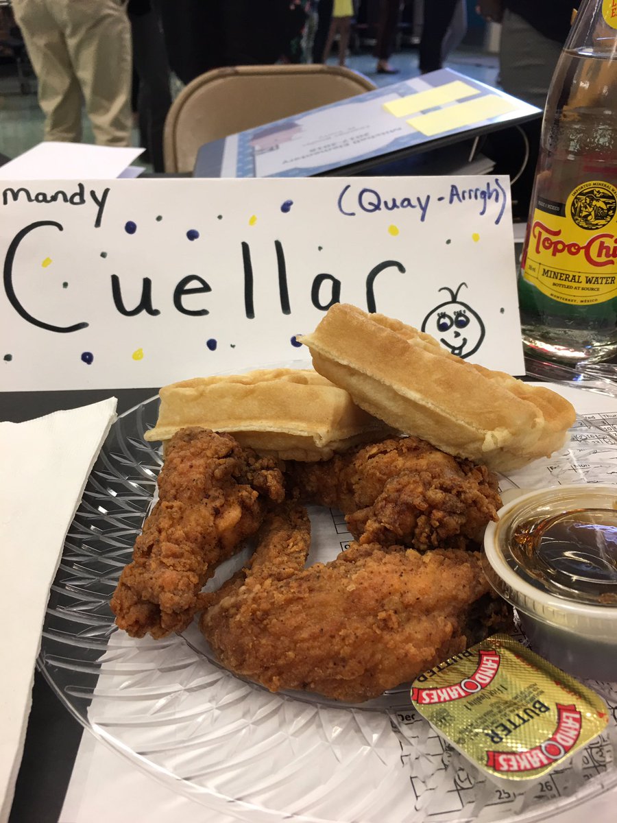 tickinggrass's tweet photo. Chicken and waffles from Breakfast Klub 😋going down! @Mitchell_Elem #TLAP_JCM https://t.co/AQ1FOZoVhz