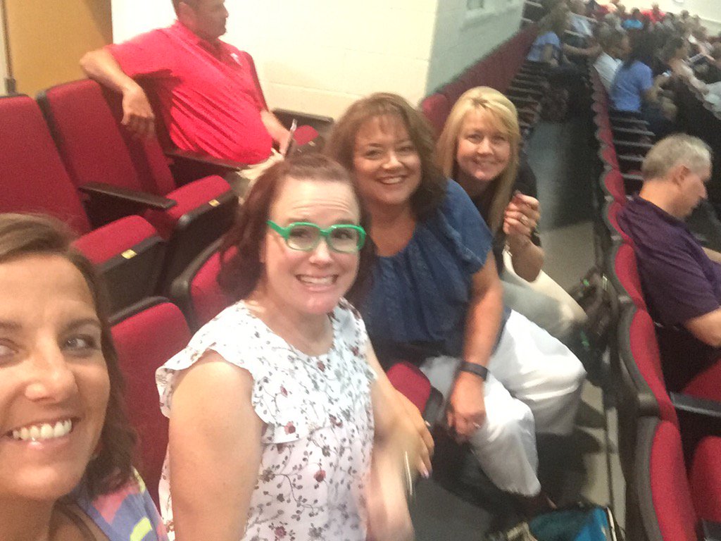 ChildersClass's tweet photo. Seeing clearly #4cchange @AbbeyFutrell @BurkeCoSchools #bcpsdtlc https://t.co/I8mT6nxgBM