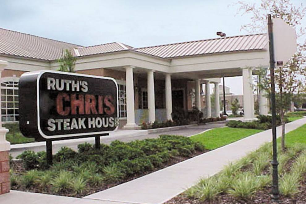 SFGconnected's tweet photo. @BiztoBiz invites you to attend its after work networking event on Aug.15th https://t.co/uO2Y89Wgui #RuthsChrisSteakHouse #FortLauderdale https://t.co/9ttRkoZI8c