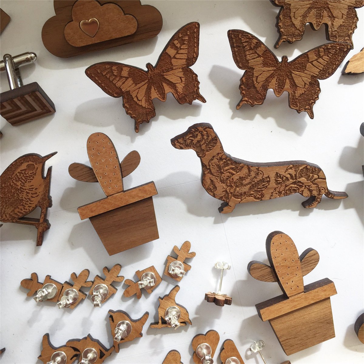 It’s a busy Monday in the studio, preparing lots of orders for our stockists ❤️
#smallbusiness #mycreativebiz #handmade #ecofriendly