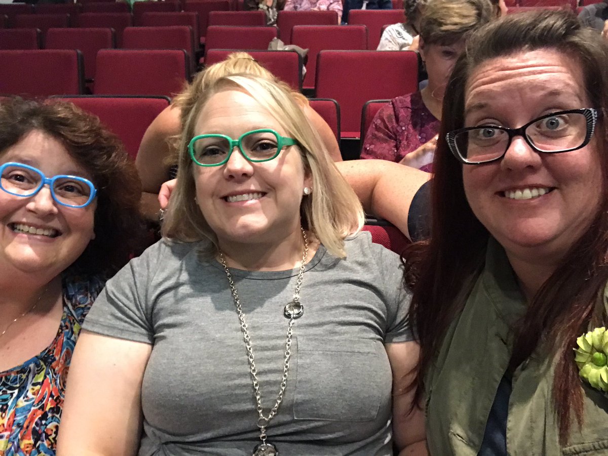 GHES_Library's tweet photo. #4cchange @AbbeyFutrell #ignitelearningbcps @VESMediaCenter @julmatra https://t.co/CUqXZcZDW7