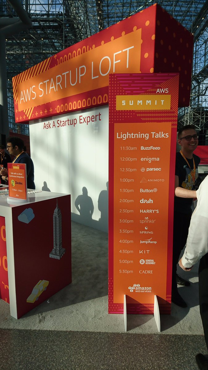codewithflo's tweet image. The AWS Summit is kickin'! So happy to be here and learning 🙌🏻
@amazon #AWSSummit #AWSSummitNYC #AWSSummitNYC2017 #AWS #NYC