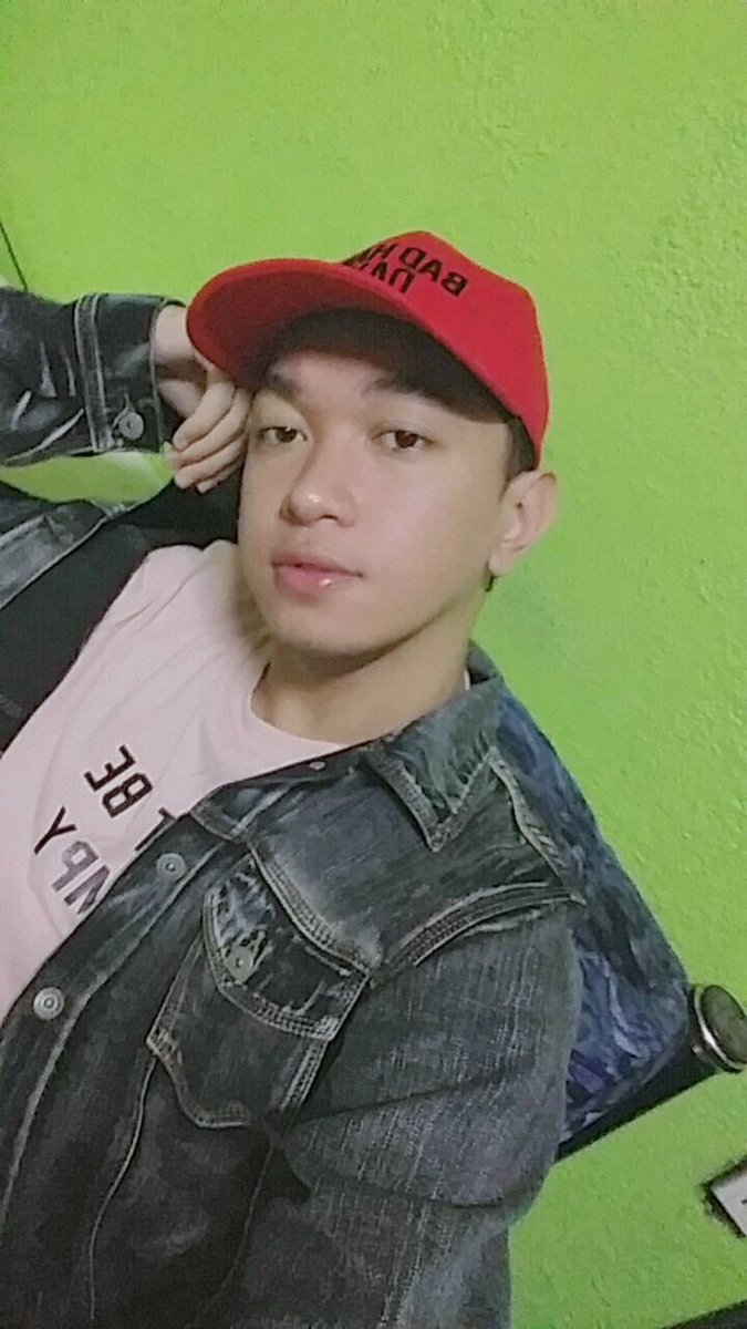 GwapoClub's tweet photo. Gwapo spotted: @jhnplpzrr 😍 #GwapoClub https://t.co/suL5RhRC7V