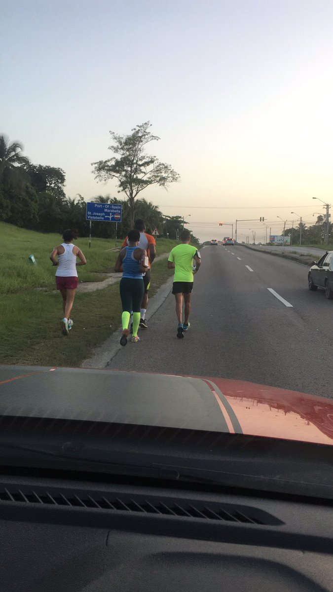 vishyan1's tweet photo. GSB Runners after Saturday run look out UWI Half we coming @lokjackgsb @UWI_StAugustine @UWISPEC https://t.co/woDpO5RoPP
