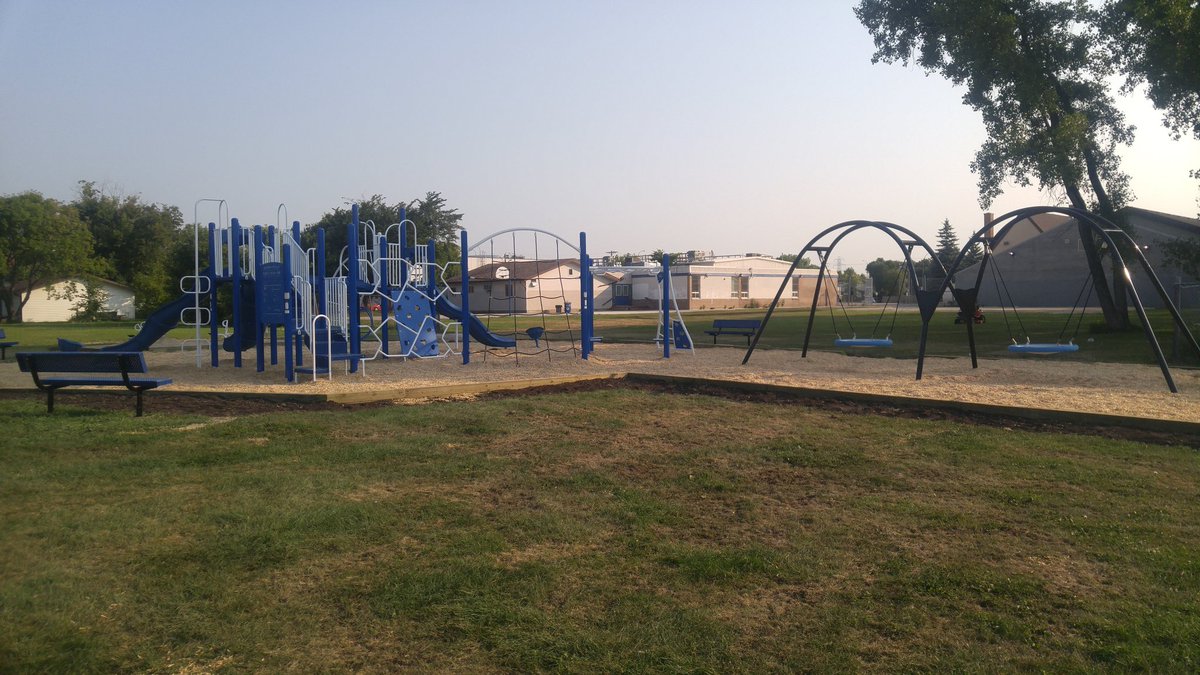 stemileschool's tweet photo. Massive shout out to the PA for their tireless efforts to see this through completion and to our School Board and families for their support https://t.co/pfA7kKaJxO