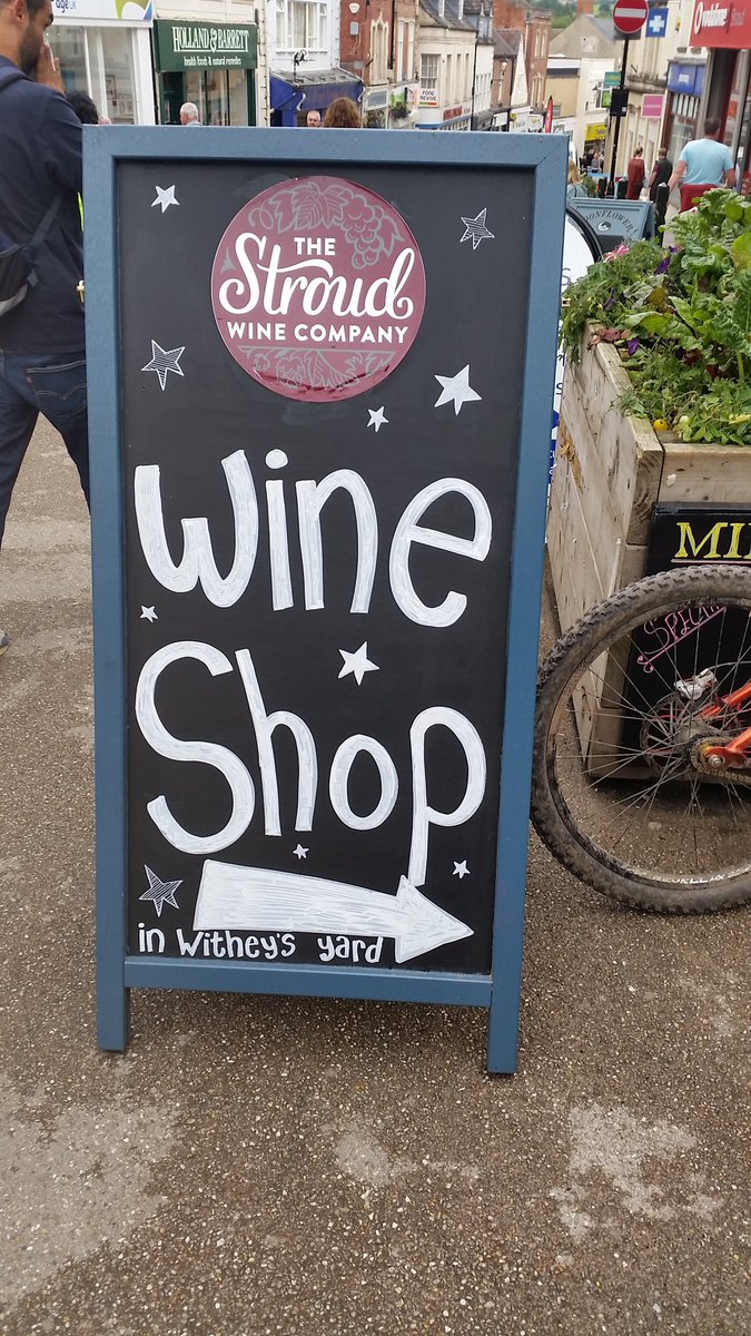Kit_Kitche_n's tweet photo. Fantastic! Finding this in #Stroud made my day!!
And they stocked @CapreolusDistil :)
Hurrah! @VinusWine https://t.co/YMRpeBhQ6S