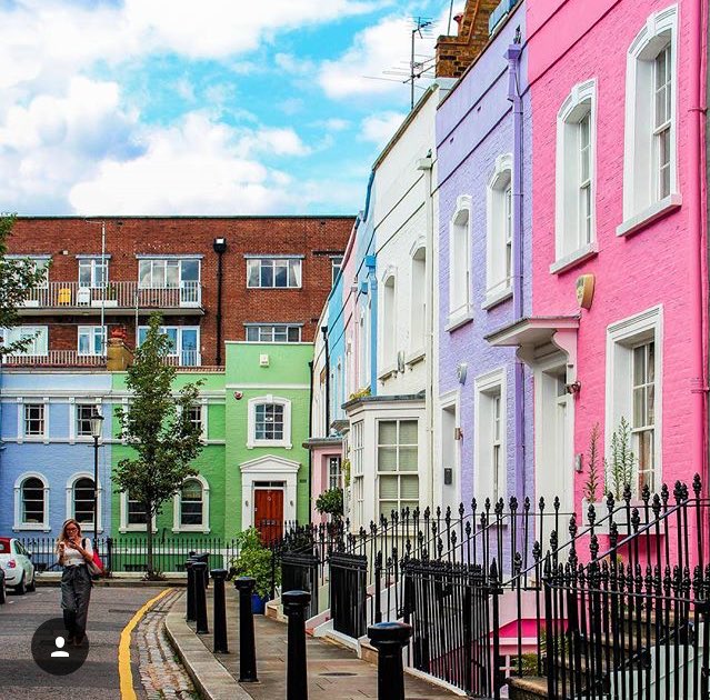 lifestylings's tweet photo. Colourful #Chelsea #culdusac. #LittleLondonMagic #architecture #lifestyle #LoveLondon @touring_britain https://t.co/8xAnpoCjA9