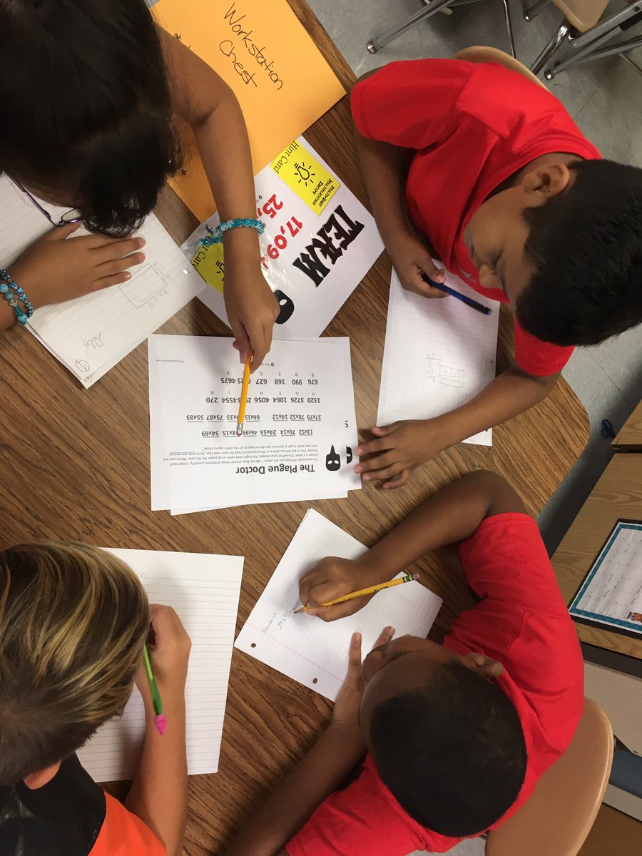 VanceElementary's tweet photo. 5th grade mathematicians are participating in an escape room/puzzle solving challenge! #dynamiclearningexperience https://t.co/8UekaAETWh