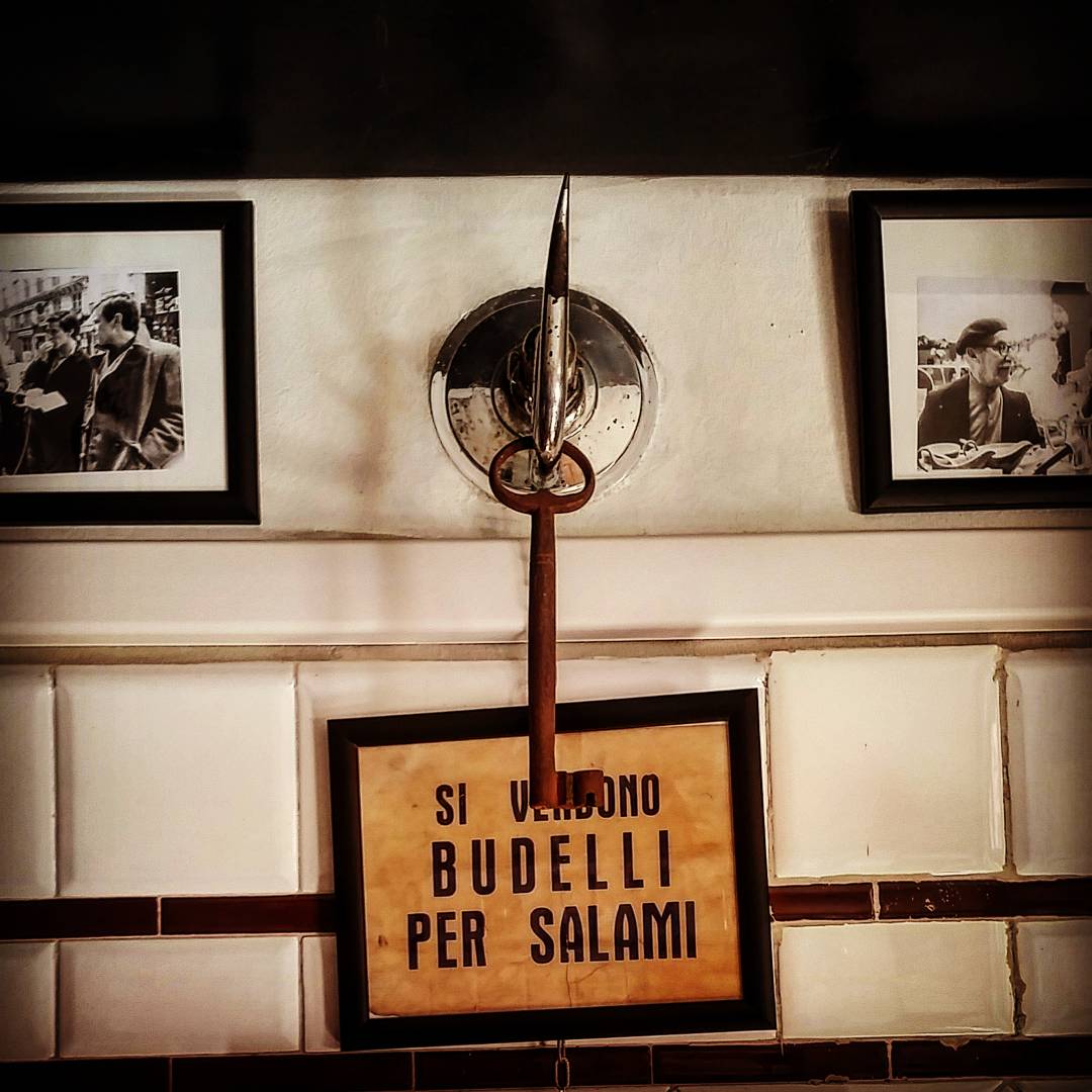IlMacelloFritto's tweet photo. Ricordiamo a tutti i #fedelissimi che la #friggitoriailmacello è chiusa dal 07/08 fino a fine mese!!
#perugia #stayfried #borgoxxgiugno https://t.co/fpdSnaL473