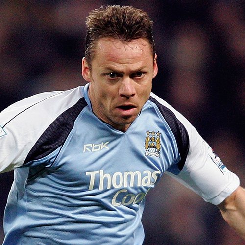 OffsideTrust's tweet image. Get down to @CurzonAshton in Manchester this Sunday.
Football legends
TV celebs
Music stars
Family fun
Great cause
theoffsidetrust.com/celebrity-match