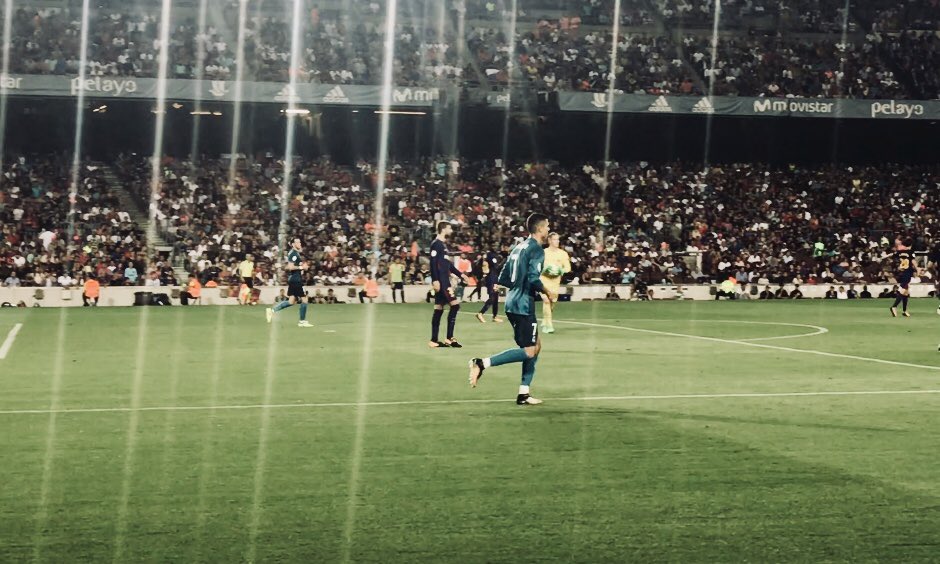 chrisemanuel__'s tweet photo. Supercopa de España 2017. First Leg 📸 https://t.co/vHP2xqc3XS