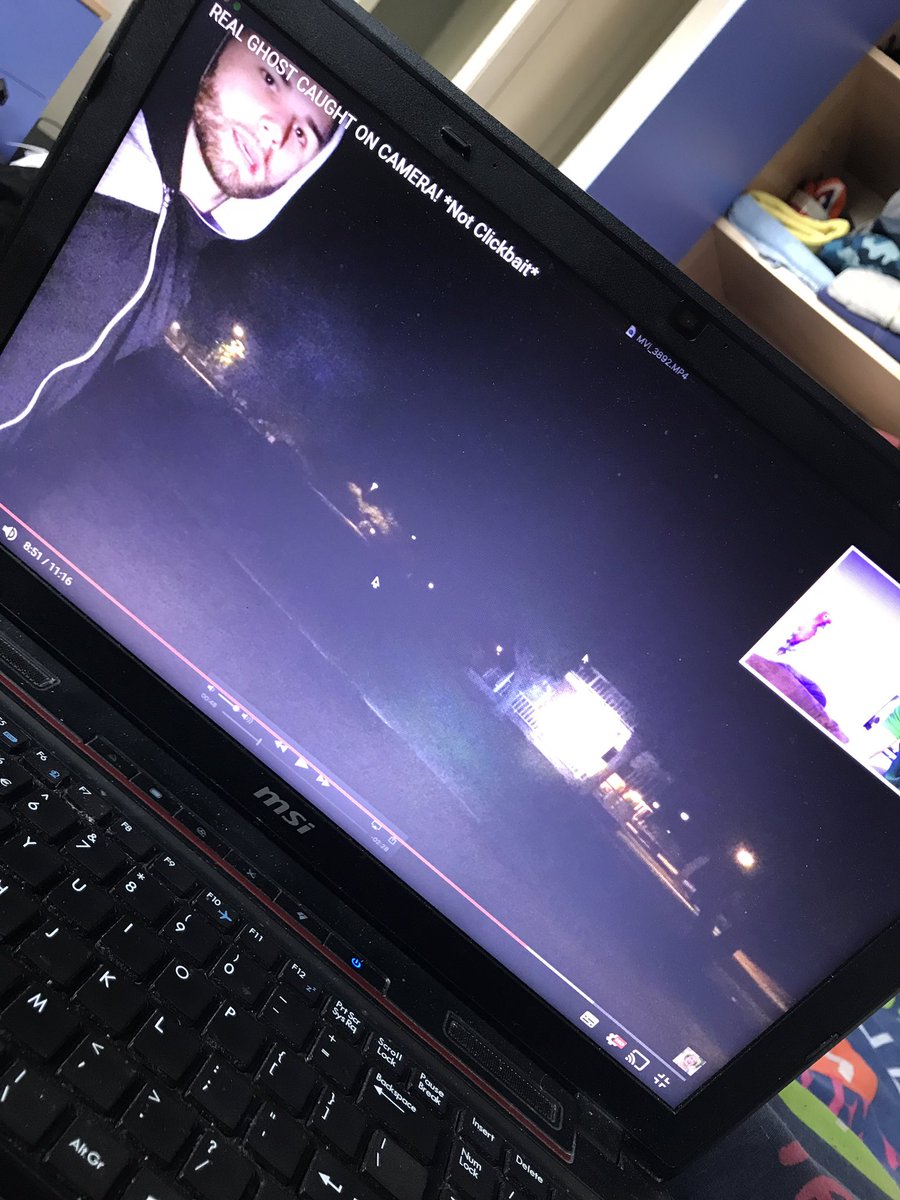 ijen89619's tweet photo. Yo @LoganPaul iam watching this and while youre explaining whats on the screen i heard the loudest bang ever upstairs and no one is up there https://t.co/n4faizVArL