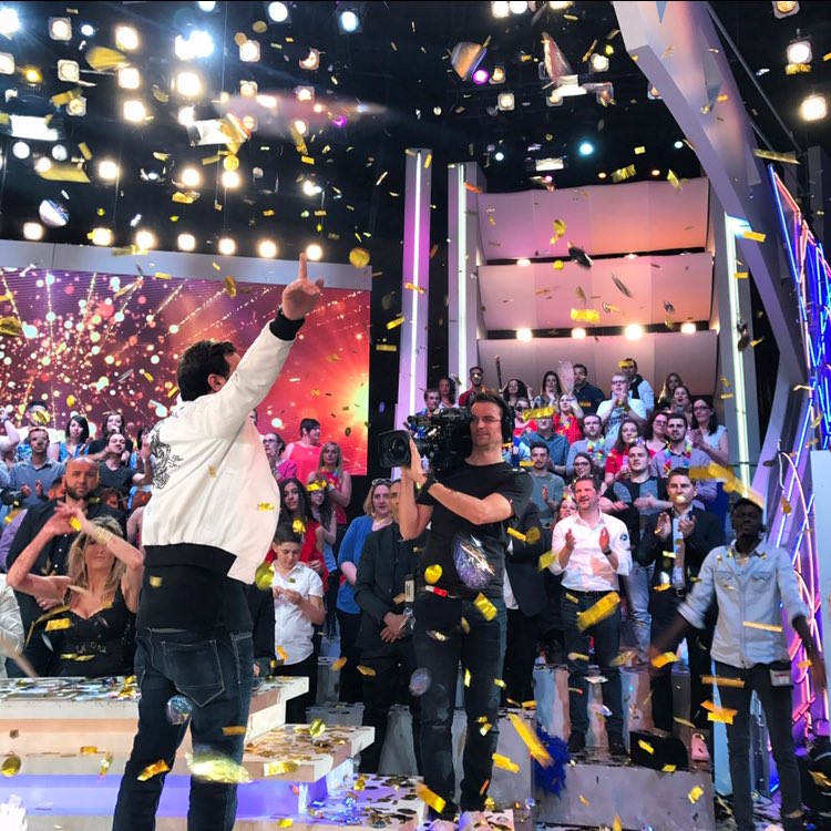 MaximeGueny's tweet photo. Chers amis, toute l'équipe de @TPMP est de retour le lundi 4 septembre à 19h10 sur @C8TV pour une 6ème saison animée par @Cyrilhanouna #TPMP https://t.co/njmnWUx7rD