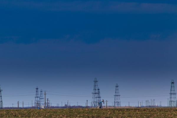 Texas rig permitting nearly doubles from 2016 crwd.fr/2fAed8u