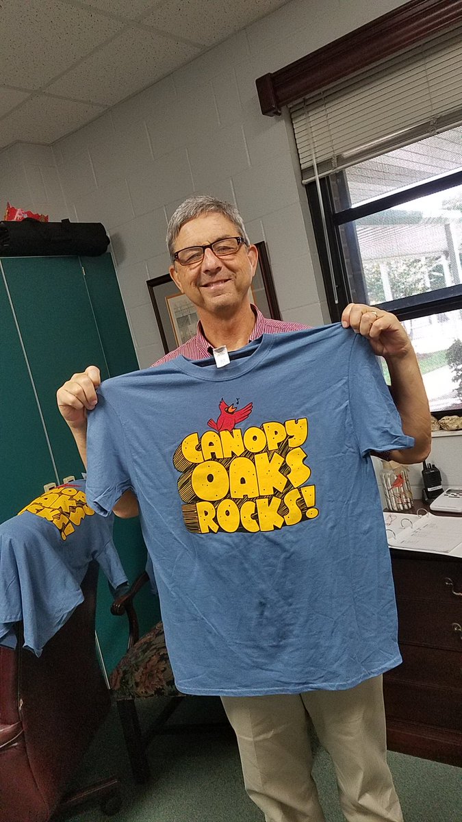LeonSchools's tweet photo. Canopy Oaks Elementary is off to a rocking good start this #LCSFirstDay17. Every student received a #tallyrocks this a.m. https://t.co/srwfQIhwp8