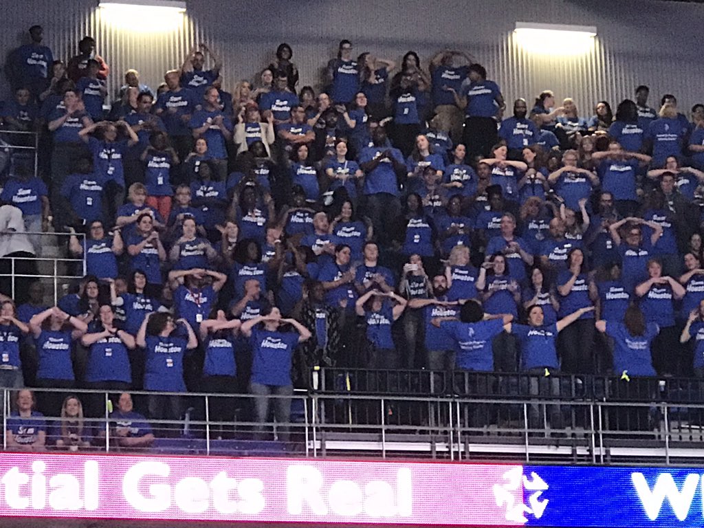 arunblsu's tweet photo. H O U S T O N!!!! @SamHoustonHS teachers represent!!! #AISDConvocation2017 #wherepotentialgetsreal https://t.co/VDKvIo3Itf