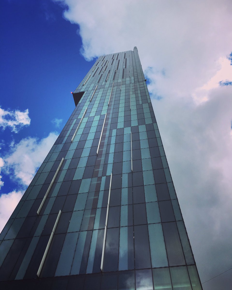 PassportGoals's tweet photo. Bold and beautiful. Some of the amazing structures in #Manchester 🏙 @visit_mcr https://t.co/uNqO1ITvv5