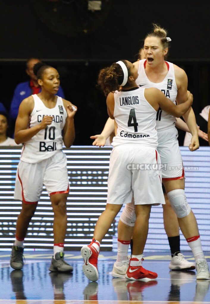 clickupsports's tweet photo. @CanBball se llevo la #AmericupWomen2017 aca las fotos 
https://t.co/svaER9OyyF https://t.co/P2XNWRi5pg