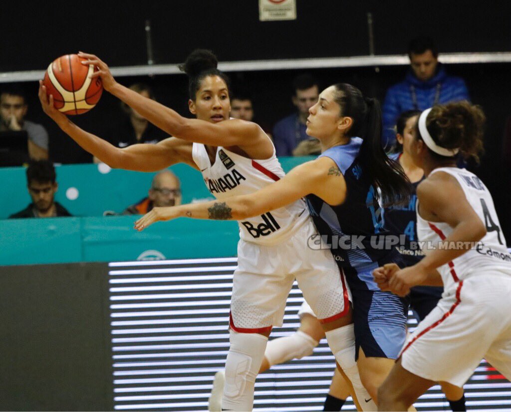 clickupsports's tweet photo. @CanBball se llevo la #AmericupWomen2017 aca las fotos 
https://t.co/svaER9OyyF https://t.co/P2XNWRi5pg