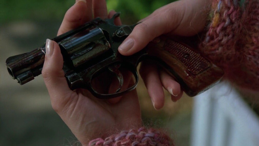 FlLMBUG's tweet photo. GoodFellas (1990, dir. Martin Scorsese) https://t.co/76PPd4NGN1