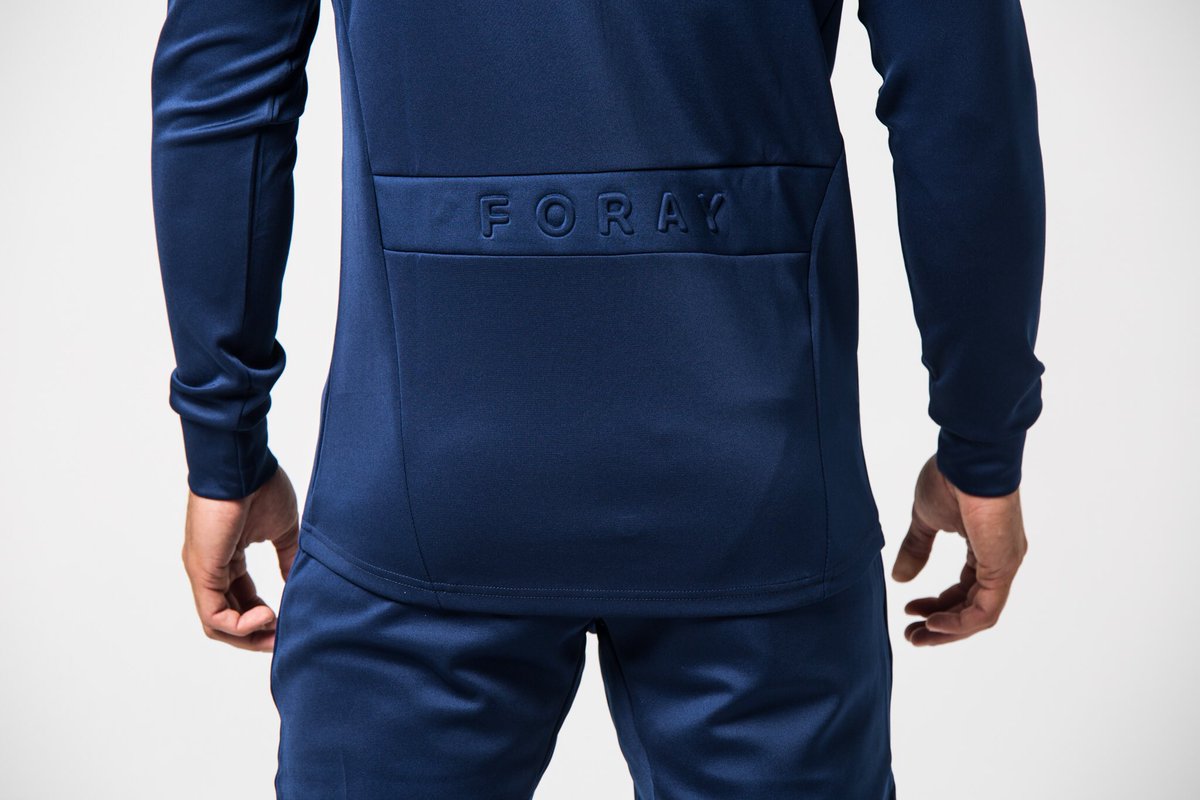 It's all in the detail.

The electric blue GAMMA hood with original signature branding. forayclothing.co.uk