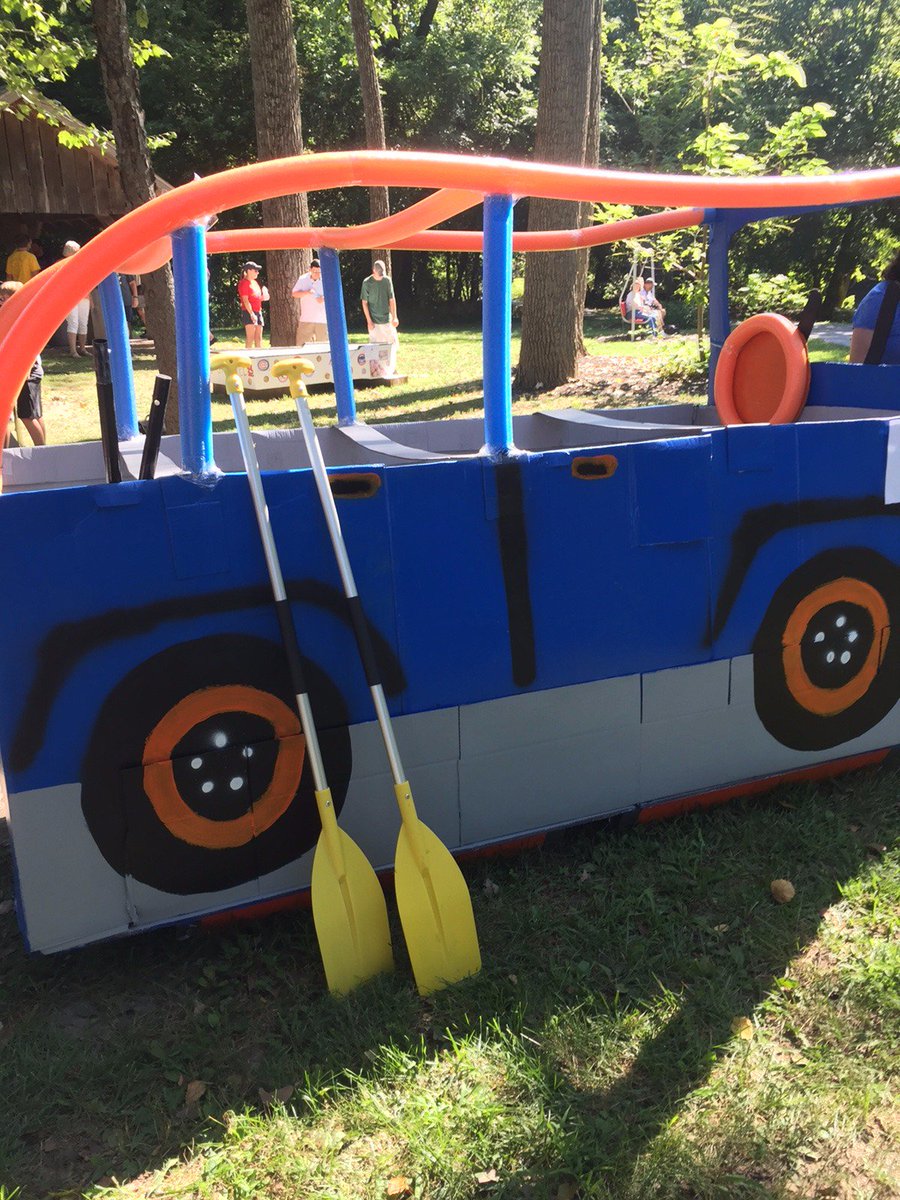 MeyerRecruiter's tweet photo. #MeyerCares . Employees participating #cardboard #Box #regatta #DuboisCounty #Indiana #moreducktapeneeded https://t.co/M6zcYveS3h https://t.co/Ltex0E662D