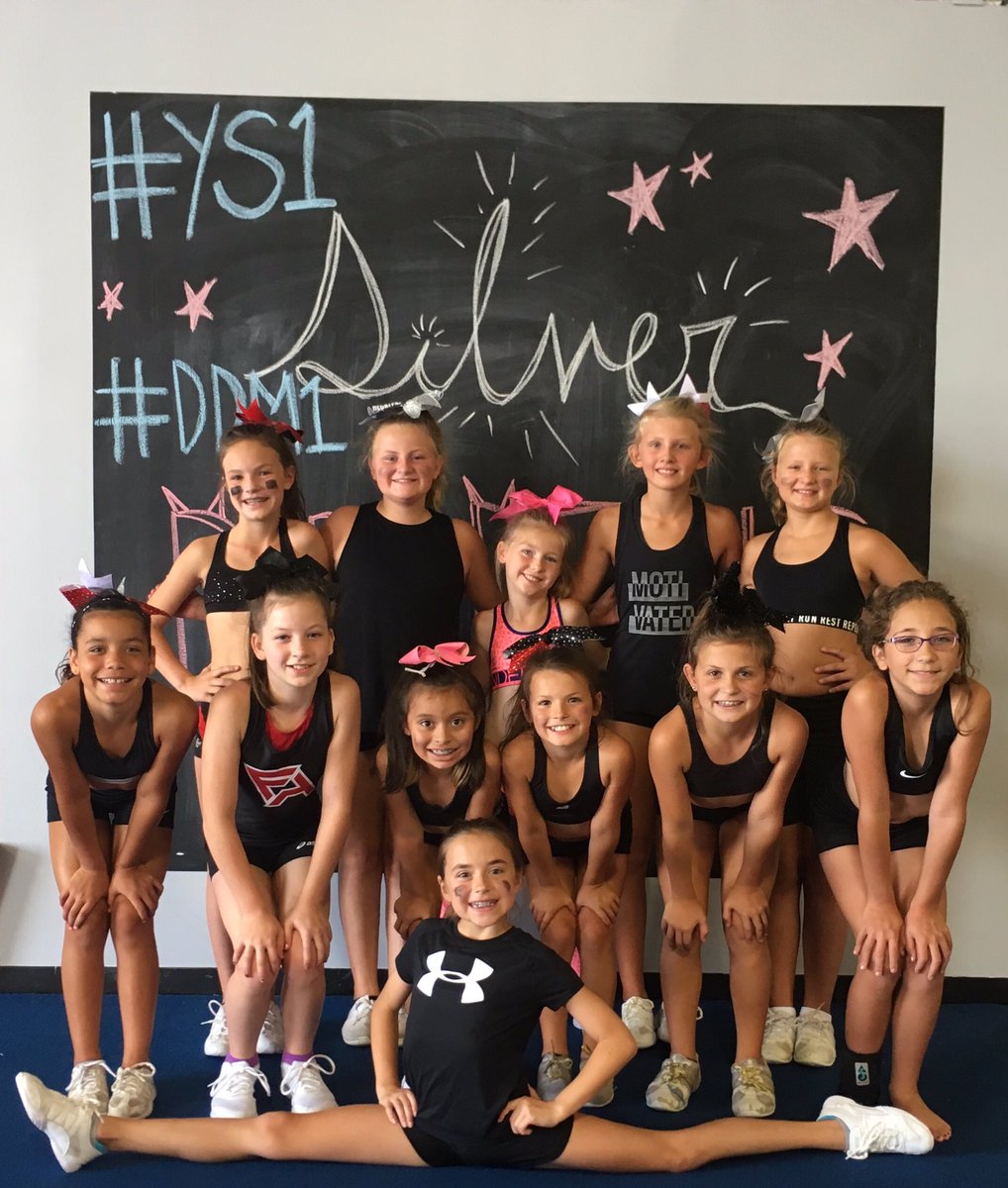 fearless_athl's tweet photo. 3 down, 4 to go! #FearlessChoreographyMonth #Mini1 #DareDevils #Youth1 #YS1 #Senior2 #Rage #beFearless https://t.co/W5TsQHjzYc
