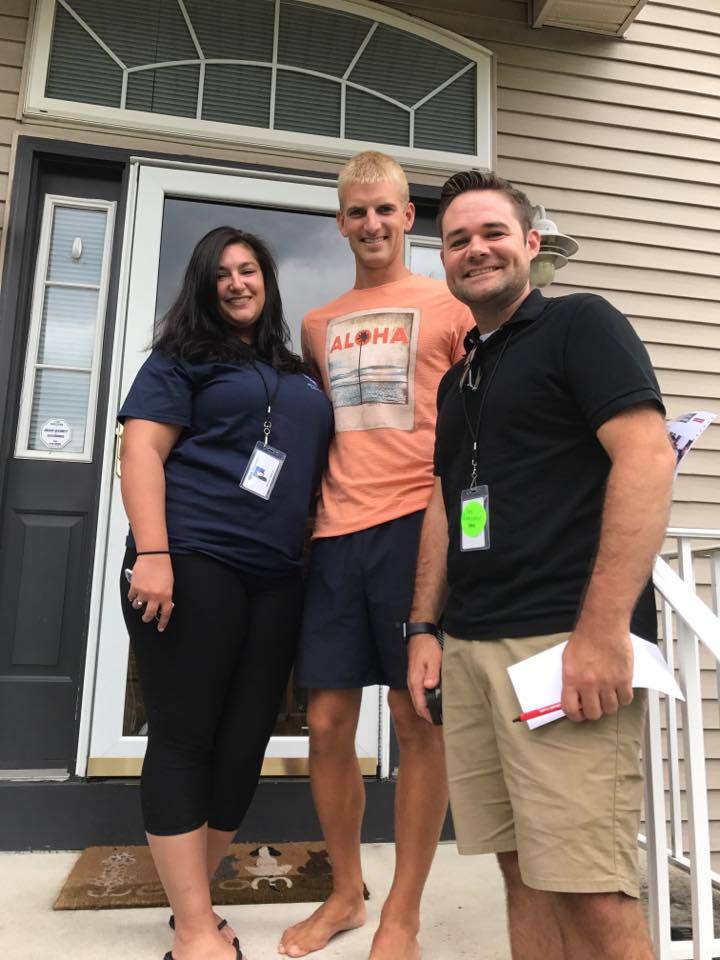 ACEASF17's tweet photo. Love when we get to canvas and talk to our members about the important issues #Members4Murphy #FixingwhatChristiedid #Fightforourstudents https://t.co/KTvzp4jEUk