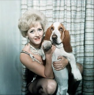 A very happy birthday Liz Fraser, 87 today - always great fun in British films & TV from the mid-50s on 