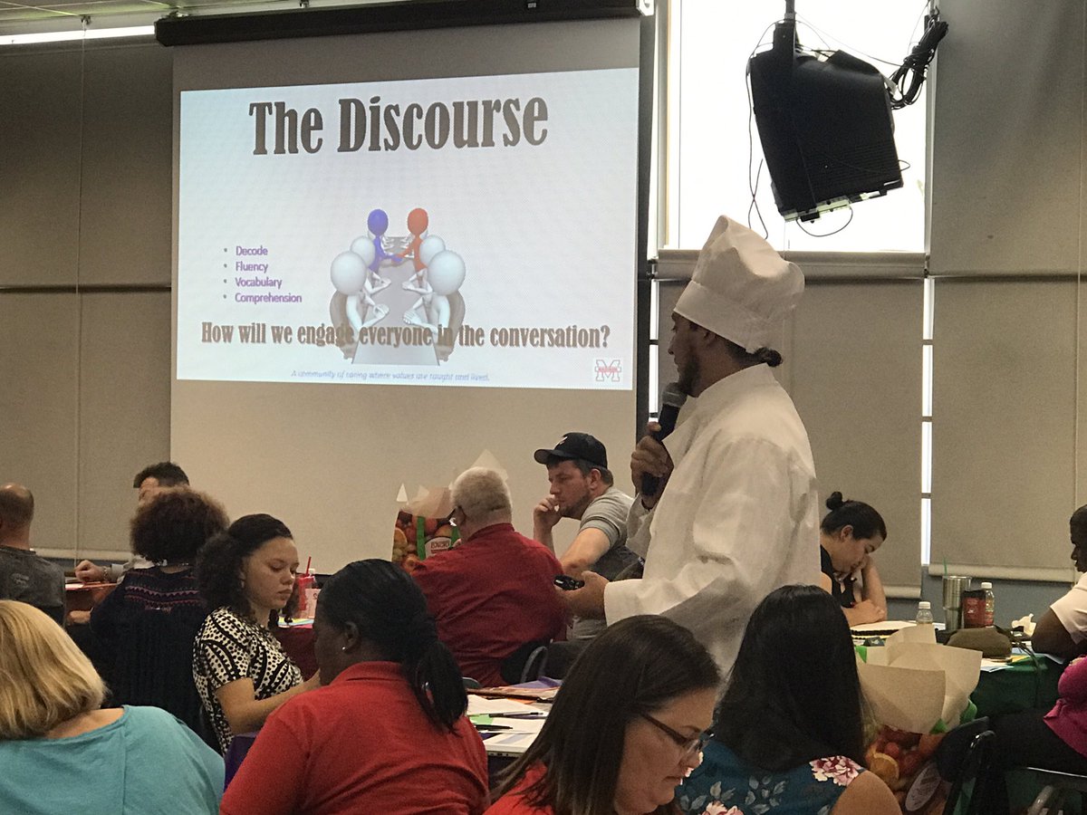 MisterA11's tweet photo. Welcome to The Discourse @madisonmarlins #WhatsOnYOURMenu? #ServedWithLoveAndCare @HoustonISD @HISD_Supe #OnlyAtMadison #TeachingTeachers https://t.co/Rxw36wLW6w