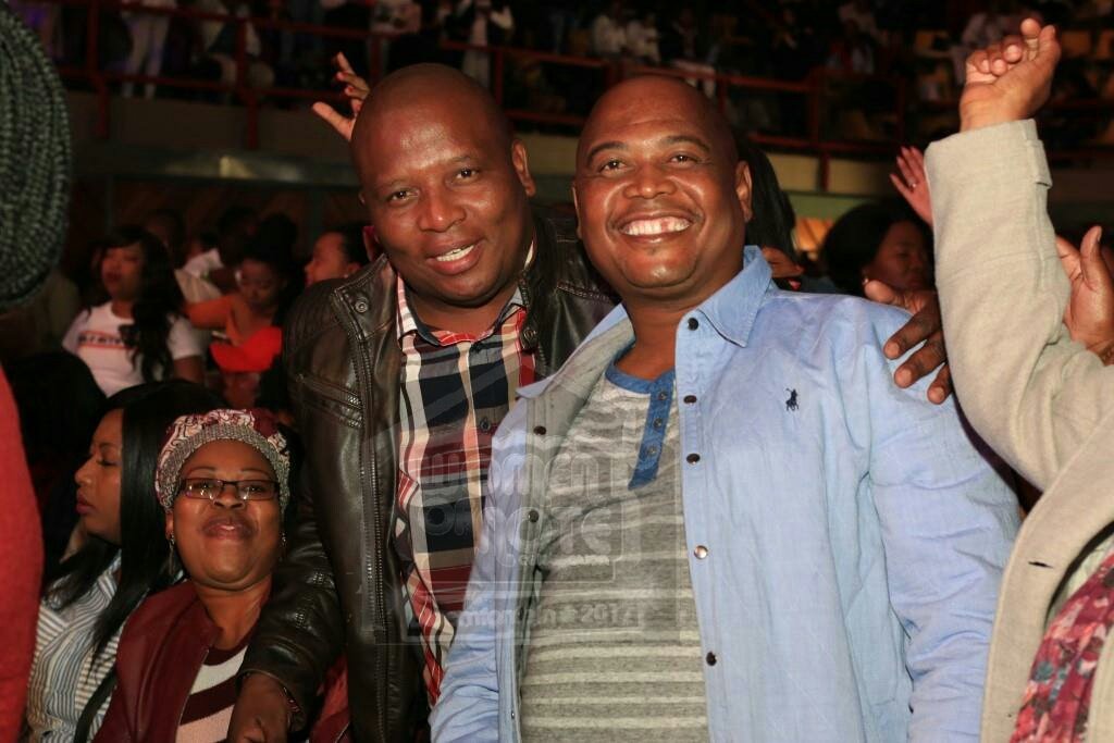 Today we crushing on all men who support their women at the #won17 concert 
#MCM